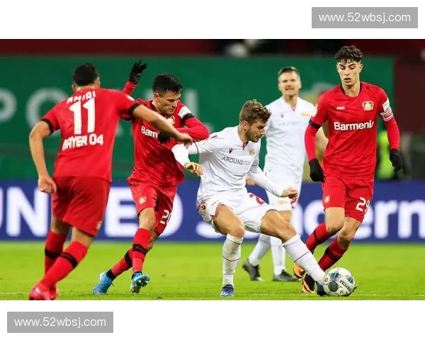 欧冠直播首发名单揭晓豪门阵容对决看点全面解析战术与球星焦点前瞻